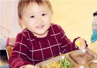 寶寶吃不慣幼兒園的飯怎么辦 如何培養孩子的吃飯習慣